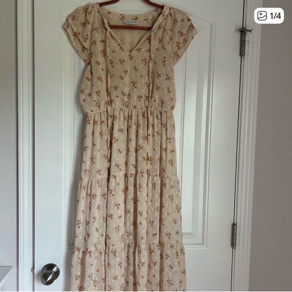Moon River Cream Floral Maxi Dress